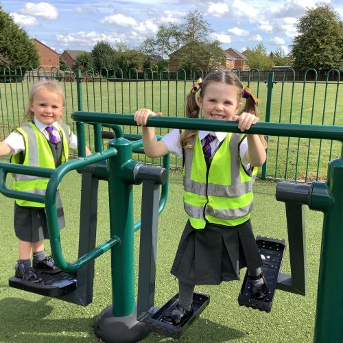 Lunchtime Fun in the Sun!