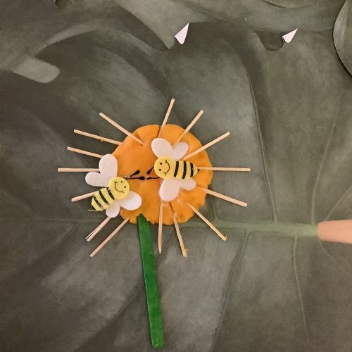 Sunflowers Creative Play