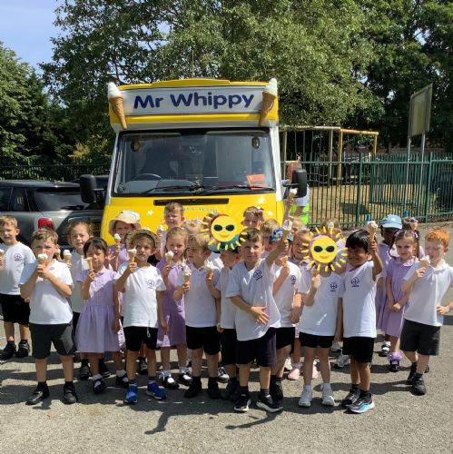 A visit from Mr Whippy!